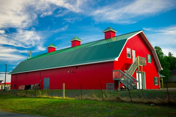 Exterior Barn Painting